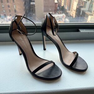 Stuart Weitzman